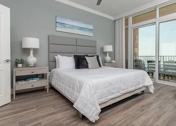 Phoenix Gulf Towers 2601