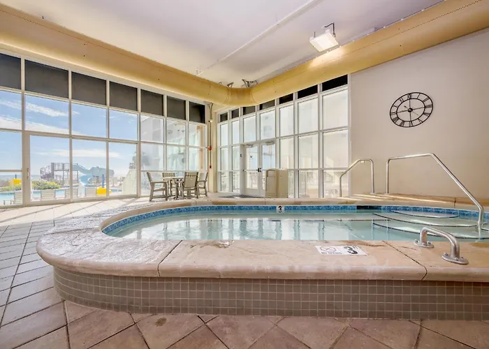 Phoenix Gulf Towers 2601